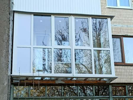 Балкон по прорамі Є відновлення